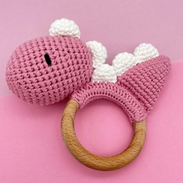 Hochet Bébé Dino avec Anneau de Dentition • rose — Kiki-Ena Matériel de Bricolage Bois Naturel