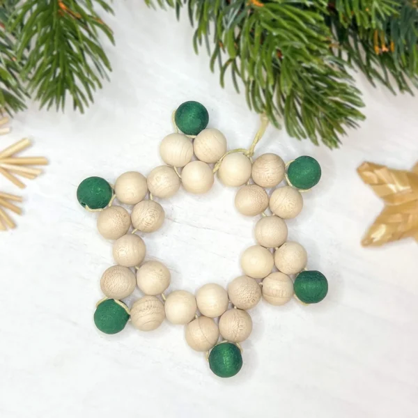Kit créatif Pendentif étoile à perles Noël • vert — Kiki-Ena Matériel de bricolage Bois naturel