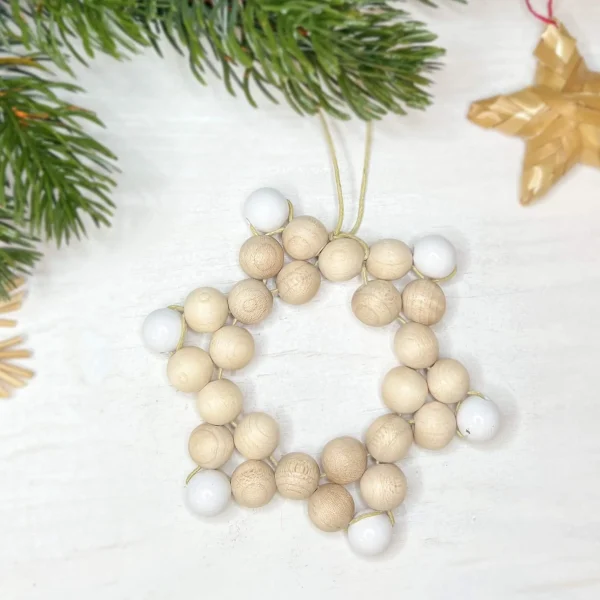 Kit créatif Pendentif étoile à perles Noël • blanc — Kiki-Ena Matériel de bricolage Bois naturel