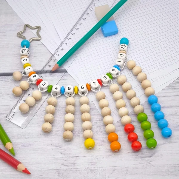 Chaîne à compter en perles de bois colorées • Kit de bricolage — Kiki-Ena Loisirs Créatifs Bois Naturel