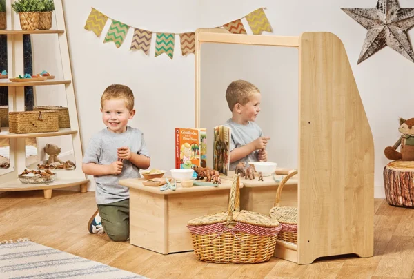 Explorer Square Table High - Millhouse Jouet éducatif École