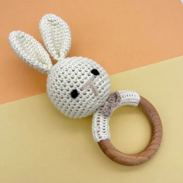 Anneau de Préhension Lapin Crocheté — Kiki-Ena Matériel de Bricolage Bois Naturel