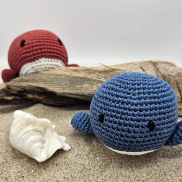 Animal au crochet Baleine • grand — Kiki-Ena Matériel de loisirs créatifs Bois naturel