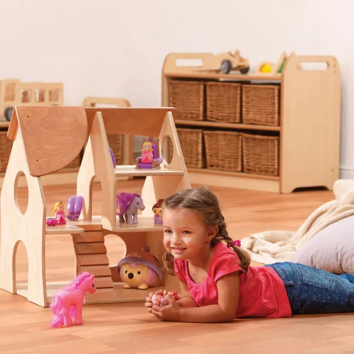 Maison pour enfants de moins de 2 ans — Millhouse Lernspielzeug Schule