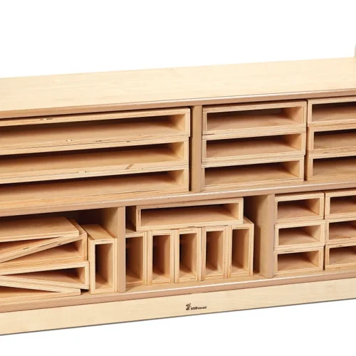 Unité de rangement blocs creux avec panneau arrière — Millhouse Lernspielzeug Schule