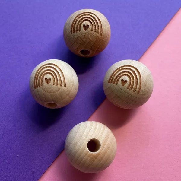 Perle en Bois Gravée Arc-en-ciel 20 mm — Kiki-Ena Matériel de Loisirs Créatifs Bois Naturel