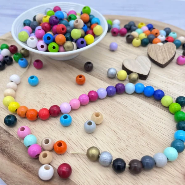 Perles de bois 8mm • 50 pièces — Kiki-Ena Matériel artisanal Bois naturel