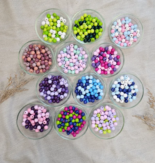 Mélange perles bois 10mm • 50 pièces — Kiki-Ena matériel de loisir créatif bois naturel