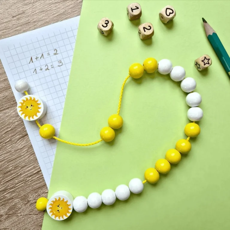 Kit de bricolage - Chaîne à compter "Soleil" en perles de bois — Kiki-Ena Loisirs Créatifs Bois Naturel