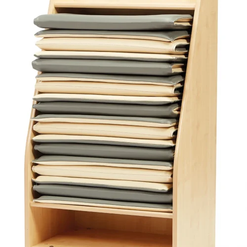 Rangement mobile de matelas avec 10 matelas — Millhouse Jouets éducatifs École