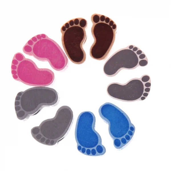 Perle motif Petits pieds bébé • 1 paire — Kiki-Ena Matériel créatif Bois naturel