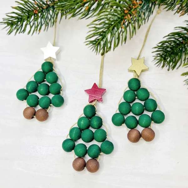 Ensemble de 3 Pendentifs Perles Sapin de Noël — Kiki-Ena Matériel de Bricolage Bois Naturel