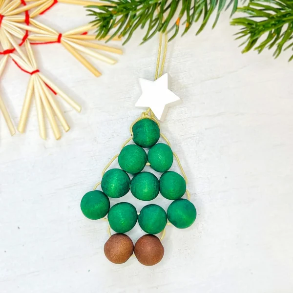 Pendentif sapin de Noël à perles blanc • kit créatif — Kiki-Ena Matériel de bricolage Bois naturel