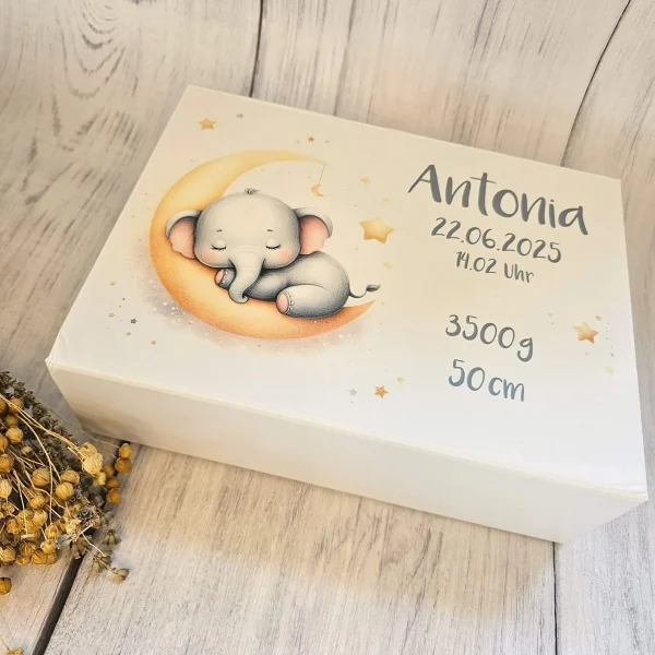 Boîte à souvenirs bébé personnalisée "Éléphant" — Kiki-Ena Matériaux de loisir créatif Bois naturel