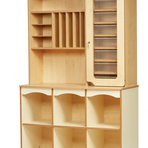 Poste de bricolage et espace de rangement sécurisé pour crèches & écoles — Millhouse jouet éducatif école