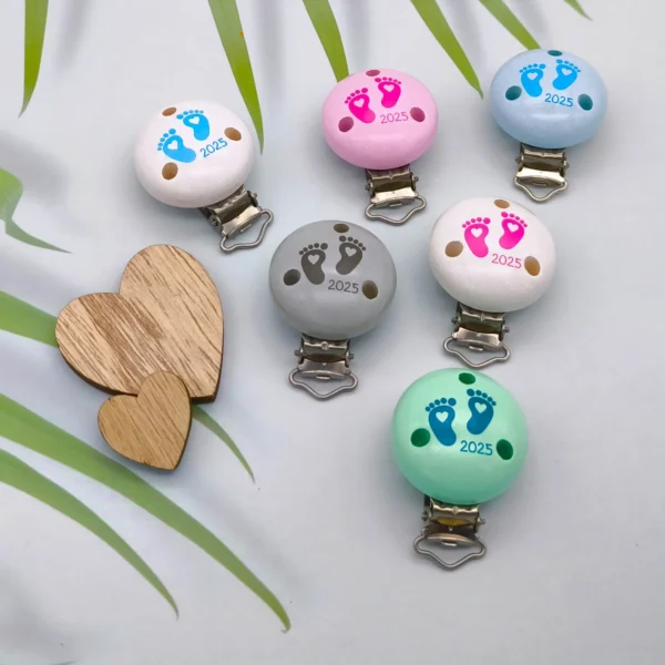 Attache Sucette Petits Pieds Bébé 2025 — Kiki-Ena Matériel de Bricolage Bois Naturel