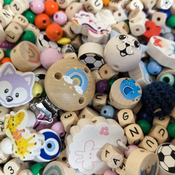 Matériel de chaîne de tétine Article de 2e choix 250 g — Kiki-Ena Matériel de bricolage Bois naturel