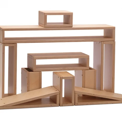 Ensemble avec petits blocs creux — Millhouse Lernspielzeug Schule