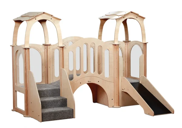 Salle de Jeux Cachette et Glissade (avec toit) — Millhouse Jeux Éducatifs École