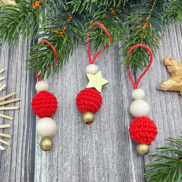 Suspensions de Noël Perles crochetées Set de 3 - rouge-or — Kiki-Ena Loisirs créatifs Bois naturel